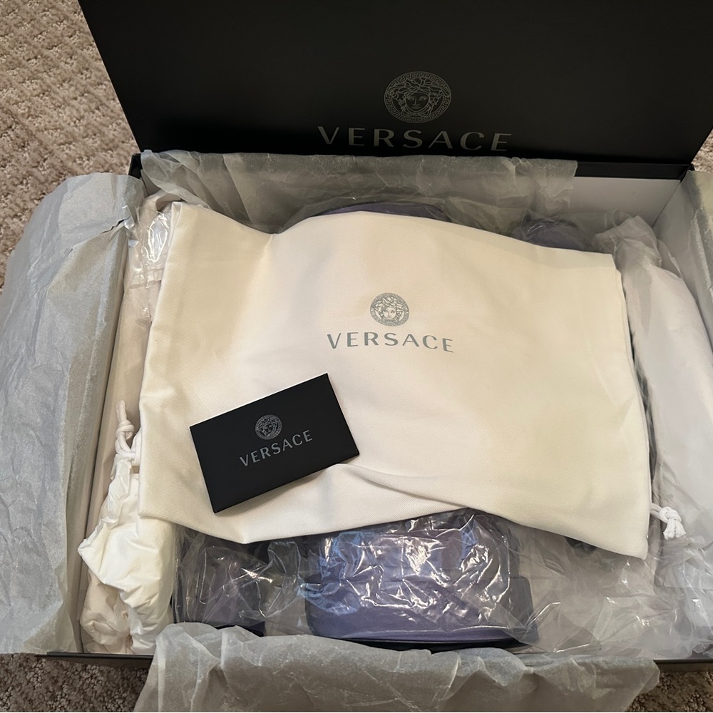 Versace Medusa Aevitas Platform Pump Lilac Satin Size 37 Stock X verified - Picture 3 of 7